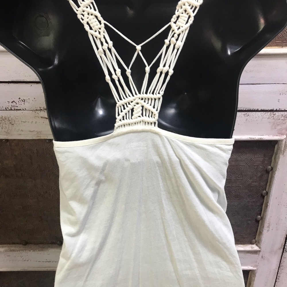 Express Tank Top - Picture 3 of 5